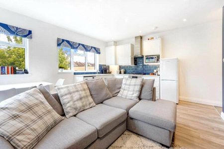Undine Street, Tooting Broadway, SW17, London - Photo 3