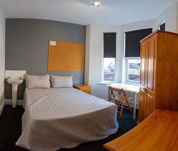 19 Siward Street - Photo 4