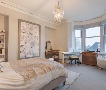 4 bedroom terraced house to rent - Photo 6