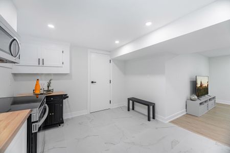 For Lease - 4 Lloyd Manor Road Unit# BSMT, Toronto, Ontario - Photo 5