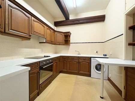 Tudor Hall, Branksome Park Road, Camberley, GU15 - Photo 4