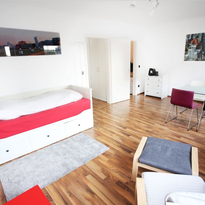 1 Zimmer in Düsseldorf - Photo 1