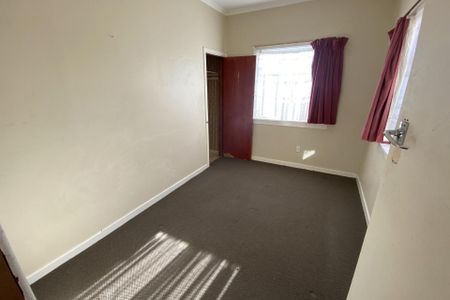 91 Norwood Street, Newfield - Photo 2