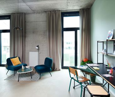 Penthouse Balcony - Long Term - Floor 7 - Photo 1