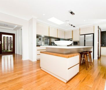 Stunning 4 Bedroom Home in Googong - Photo 2