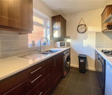 2 bedroom terraced house to rent - Photo 5