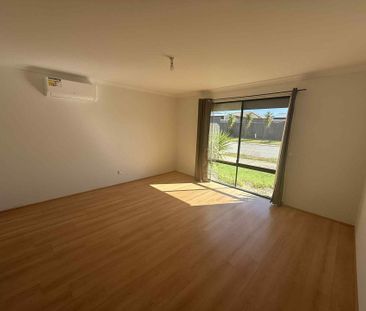 Charming Home in Baldivis - Photo 1