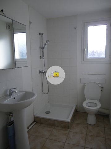 Location Appartement 3 pièces 56m² GENAS 69740 - Photo 2