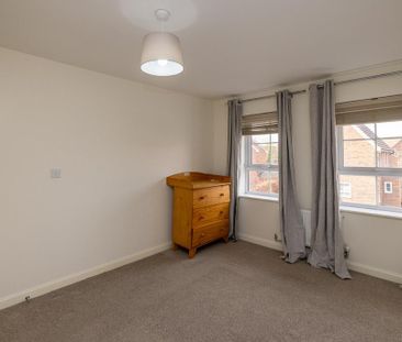 4 bedroom detached house to rent - Photo 4