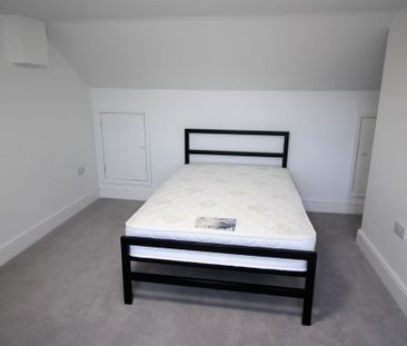 4 bedroom private hall to rent - Photo 6