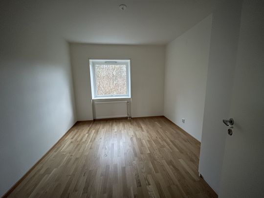 Hallevadsvägen 5A - Photo 1