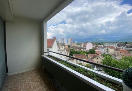 Appartement T3 à GRENOBLE - Photo 2