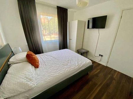 Carlton Road South, Weymouth, DT4 - Photo 3