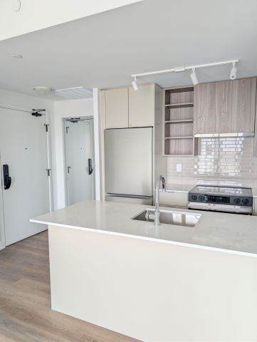 For Lease - 2075 Lakeshore Road Unit# 801, Burlington, Ontario - Photo 4