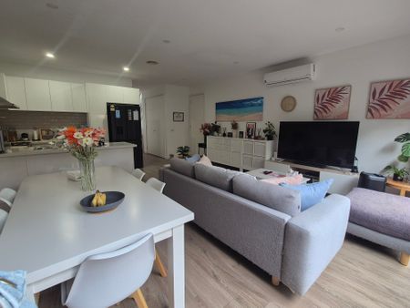 Clayton South - Photo 2