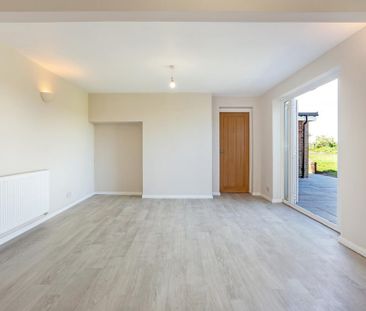 4 bedroom detached house to rent - Photo 5