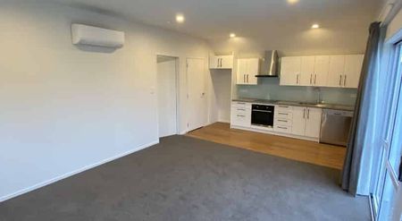 Modern 2-Bedroom Property for Rent in Casebrook - Photo 4