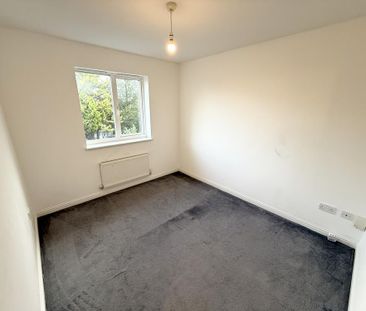 5 bedroom detached house to rent - Photo 4