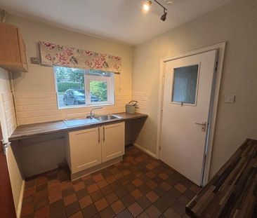 4 bedroom detached house to rent - Photo 1