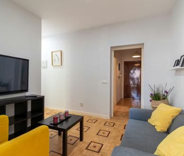 Calle del Conde de Vilches, Madrid, Community of Madrid 28028 - Foto 2