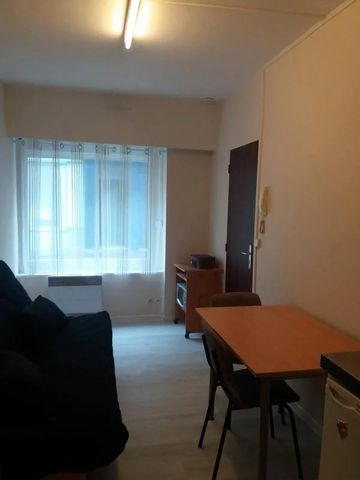 Location Appartement 1 pièce 12m² ST OMER 62500 - Photo 3