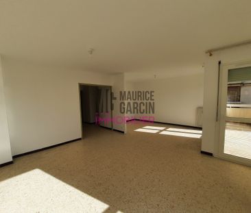 A LOUER - APPARTEMENT CARPENTRAS - 3 pièces m² - Photo 2