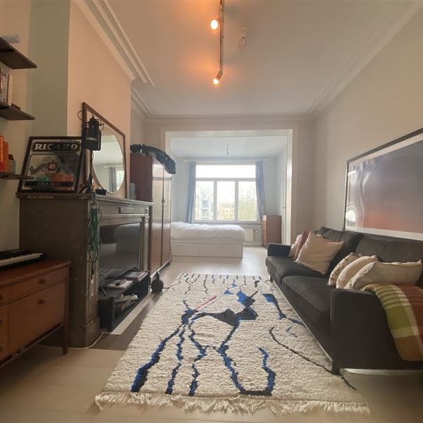 near Avenue Louise - Photo 1