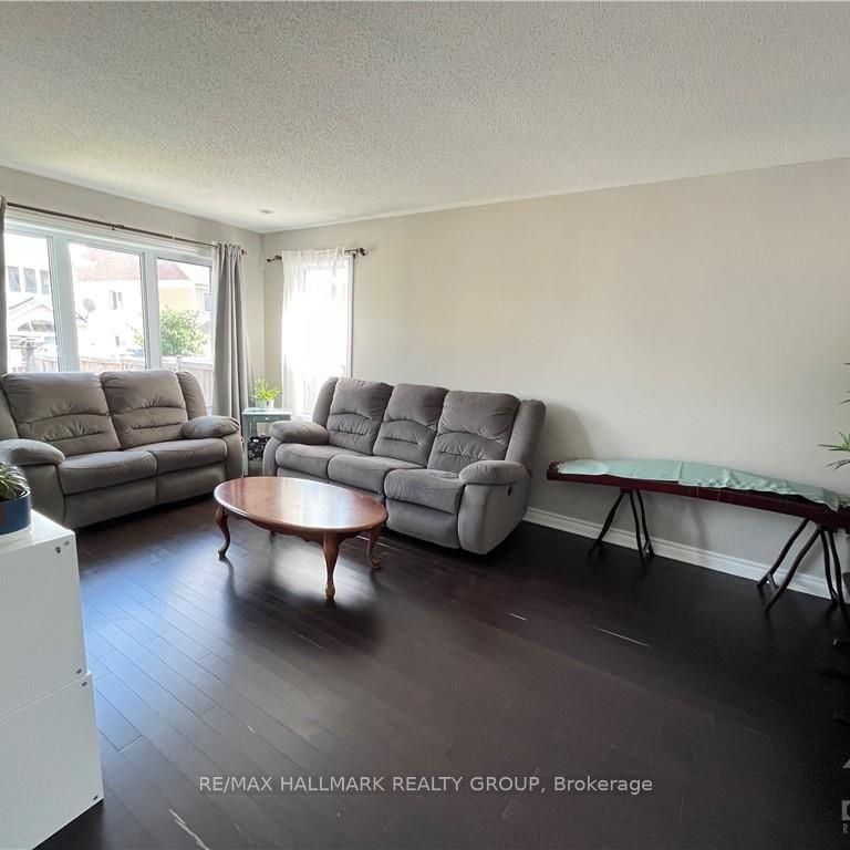 For Lease - 110 Garrity Crescent, Barrhaven, Ontario - Photo 1