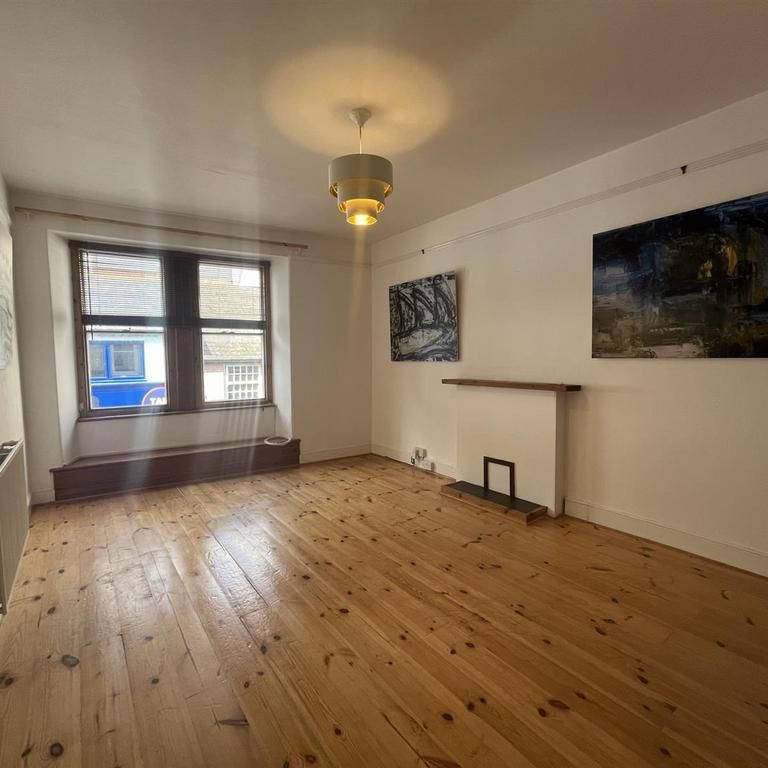 3 bedroom maisonette to rent - Photo 1