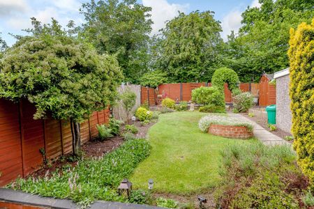 3 bedroom semi-detached house to rent - Photo 3