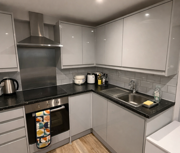 3 bedroom flat share to rent - Photo 6