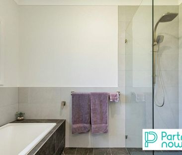 22 Currawong Drive, TAMWORTH NSW 2340 - Photo 5