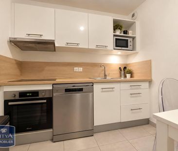 Location Appartement 3 pièces 60m² VILLENEUVE LES AVIGNON 30400 - Photo 3