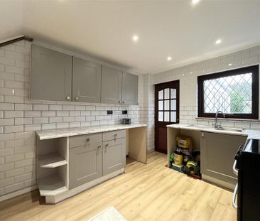 2 bedroom terraced house to rent - Photo 3