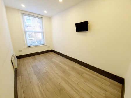 1 bedroom apartment to rent - Photo 2