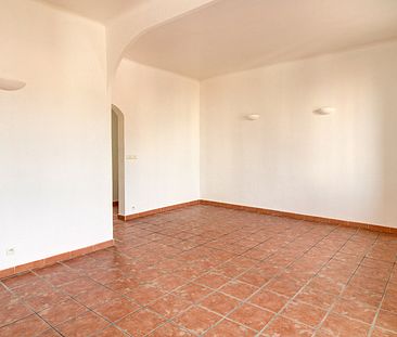 Location appartement 2 pièces, 56.13m², Toulon - Photo 2