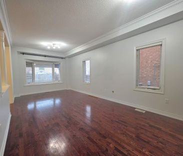 For Lease - 150 Ozner (Main & 2nd Floors) Crescent, Vaughan, Ontario - Photo 2