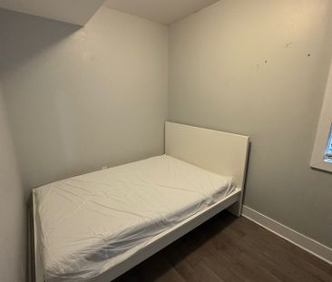 181 Henderson - Photo 1