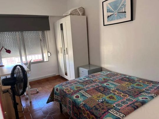 Carrer de Sagunt, Valencia, Valencian Community 46009 - Photo 1