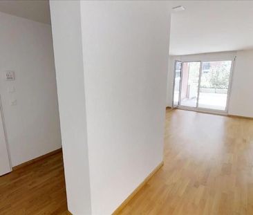 "Exzellente Bindung zum öffentlichen Verkehr!" - Photo 5