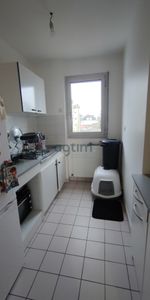 Location Appartement 2 pièces 53m² MONTAIGU VENDEE 85600 - Photo 4