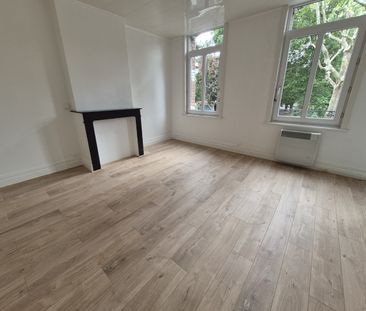 Location Appartement 1 pièce 25m² CAMBRAI 59400 - Photo 2