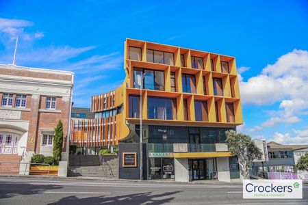 The Penthouse at ORANGE - Photo 4