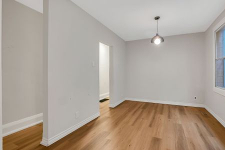 For Lease - 633 St Clair Avenue Unit# Upper, Toronto, Ontario - Photo 4