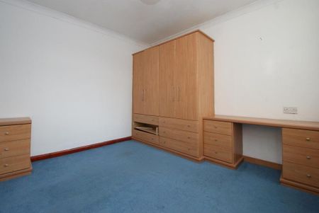 3 bedroom house to rent - Photo 2