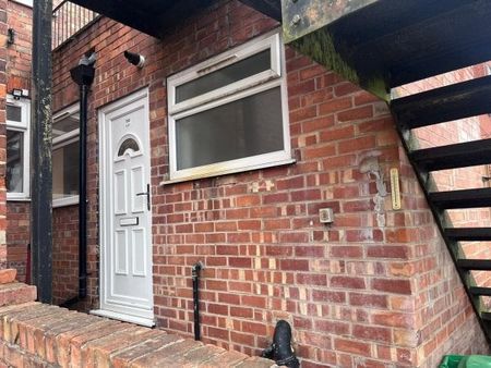 Woodborough Road, Nottingham, NG3 - Photo 3