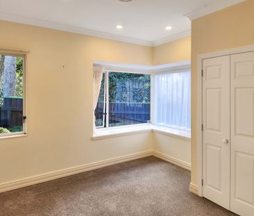 Townhouse Living - Photo 3