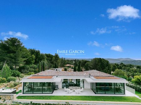 Villa ultra moderne à La Cadière d'Azur, vue mer - Photo 3