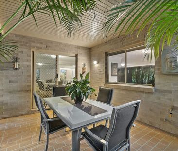 Expansive Family Home Opposite Tranquil Surrounds - Photo 5