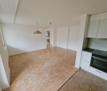 Un quartier calme et de grandes pièces - Photo 2